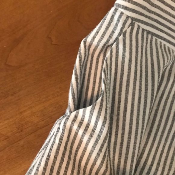 COPY - NWT Court & Rowe size 6 gray and white striped a-line skirt - Picture 7 of 13